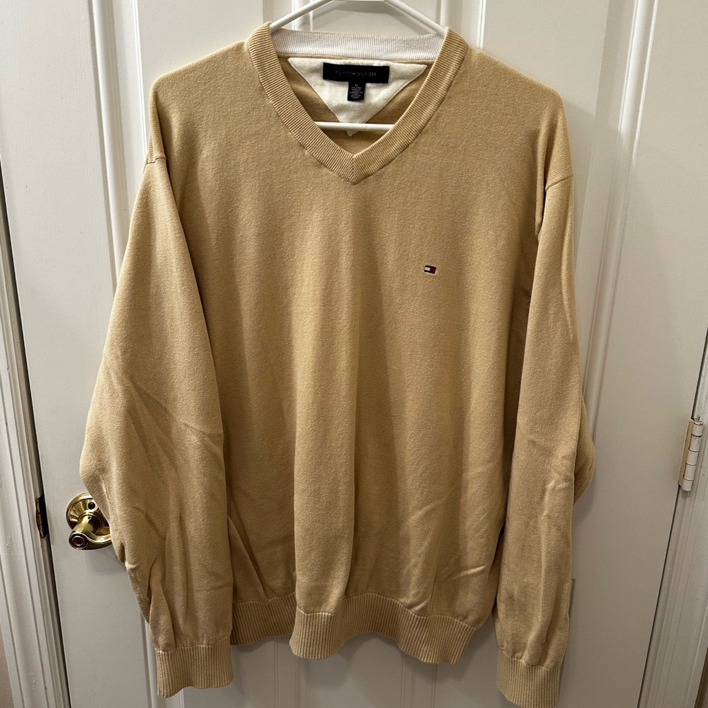 Tommy Hilfiger v-neck sweater